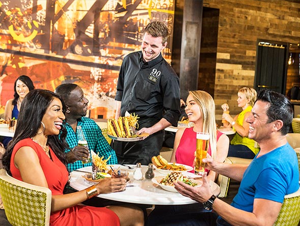 90 Ninety Bar & Grill at Suncoast