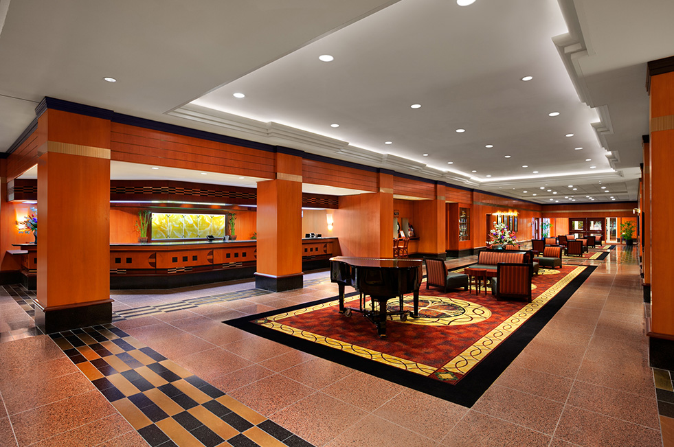 Par-A-Dice lobby image