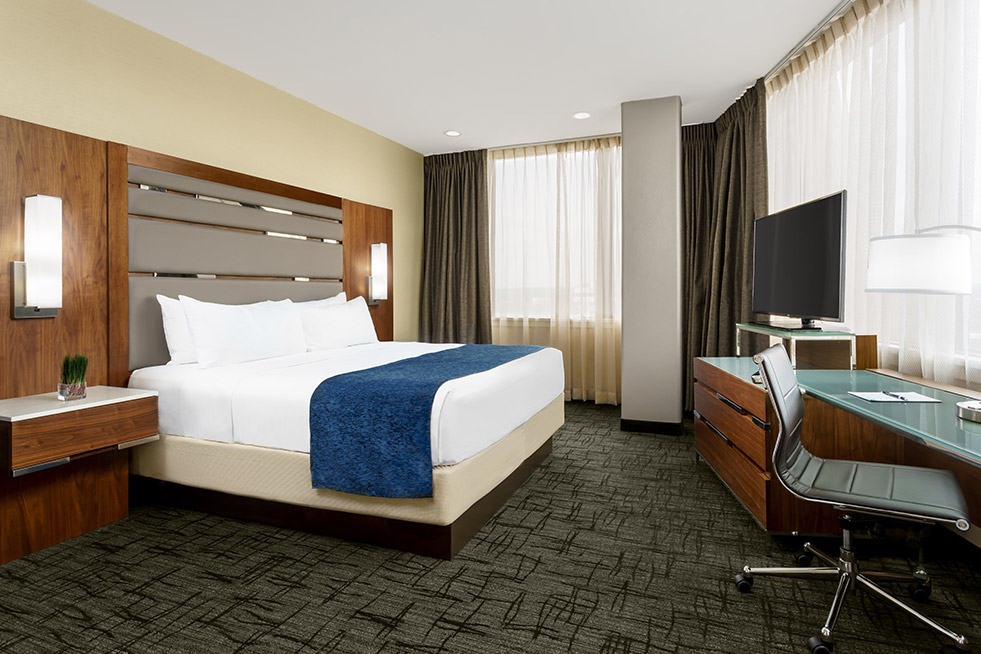 casino tower suite king